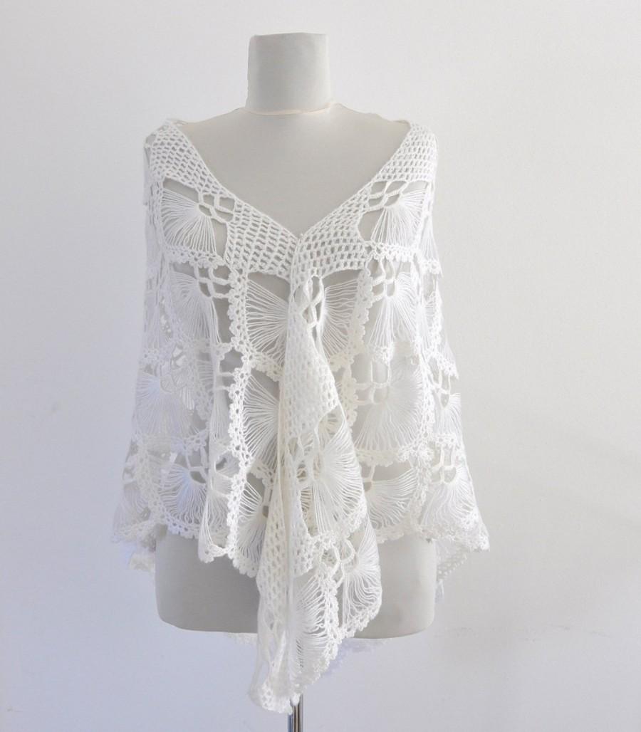 Свадьба - White Crochet Shawl Bridal Shawl Wedding Stole Wrap Mohair Delicate Chic Elegant Exclusive