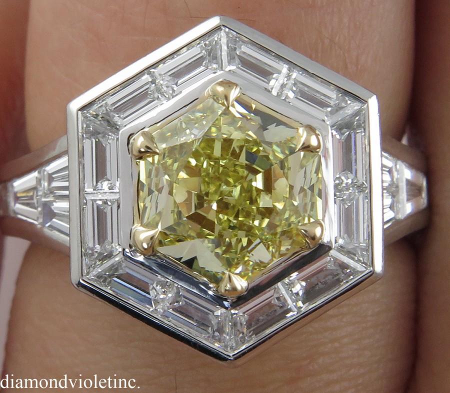 Mariage - GIA 3.01ct Estate Vintage Leibish & Co. Fancy Yellow Hexagonal Diamond Engagement Wedding Platinum Cluster Ring