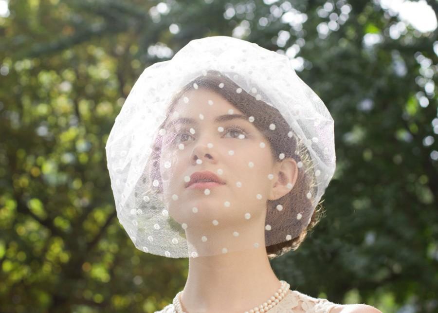 Wedding - Elegant Single Layer Chin length Blusher Veil in Ivory/Cream Polka Dot Swiss Dot