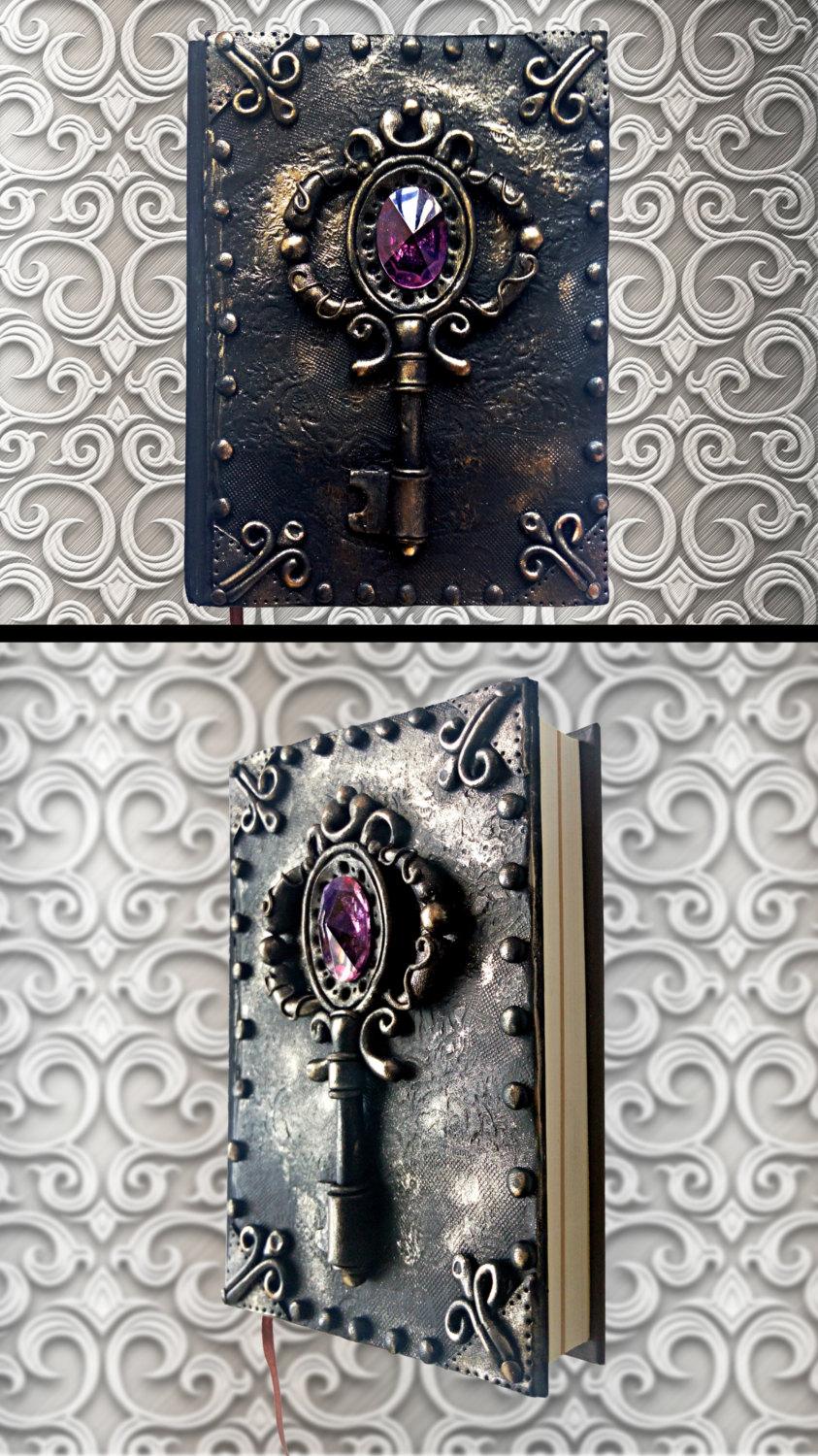 Свадьба - Black handmade notebook Polymer clay journal Vintage book Personal diary Writing journal Memory book Unique gift Magic key Vampire diary
