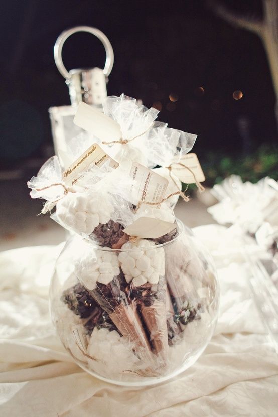 Свадьба - 45 Wedding Favors Your Guests Will Actually Use