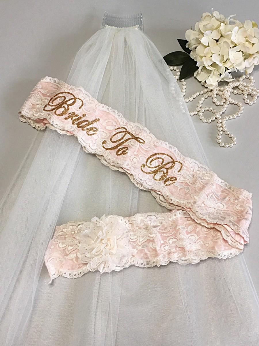 Hochzeit - Bachelorette Sash and Veil Set - Lace Bride To Be Sash - Bridal Shower Gift for Bride