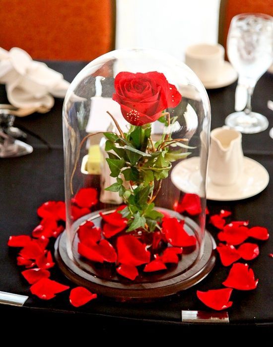Hochzeit - Beautiful Rose Centerpiece