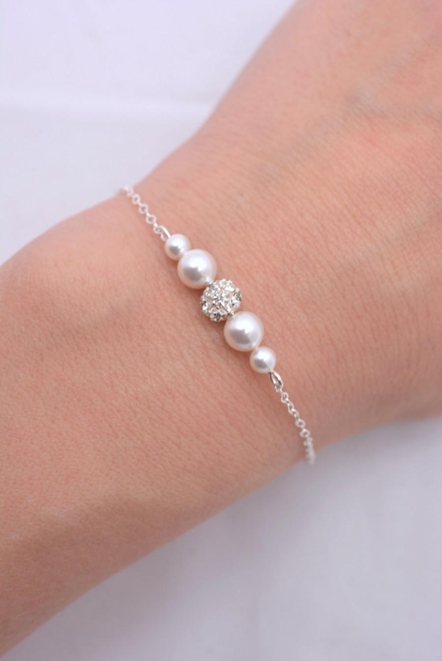 Wedding - Set of 7 Pearl and Rhinestone Bracelets, 7 Bridesmaid Bracelets, Pearl and Crystal Bracelets, Floating Pearl, Sterling Silver Chain 0224