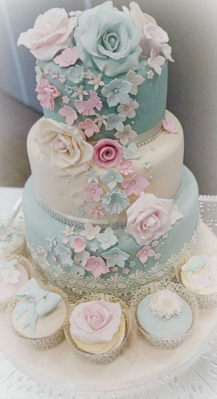 Wedding - Pretty Cake And Cupcakes