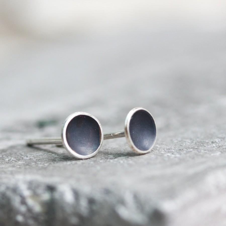 زفاف - Small cup studs, oxidized sterling silver stud earrings - minimal, simple every day earrings