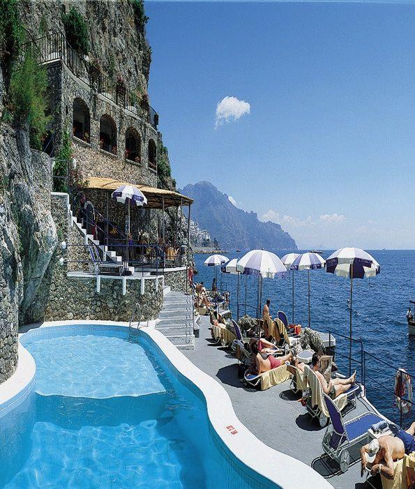Hochzeit - Amalfi Place to Visit