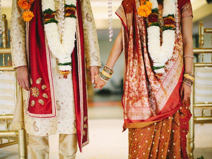 Hochzeit - What To Expect At An Indian Wedding