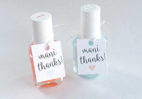 Свадьба - Mani Thanks, Nail Polish Favor Tags, Custom Bridal Shower Favor Tags, Customizable Color Party Favor Gift Tags, Heart Tags - Set Of 18