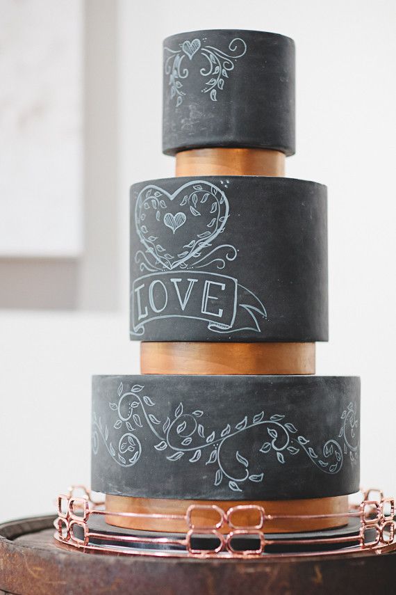 زفاف - 20 Breathtaking Black Wedding Cakes -