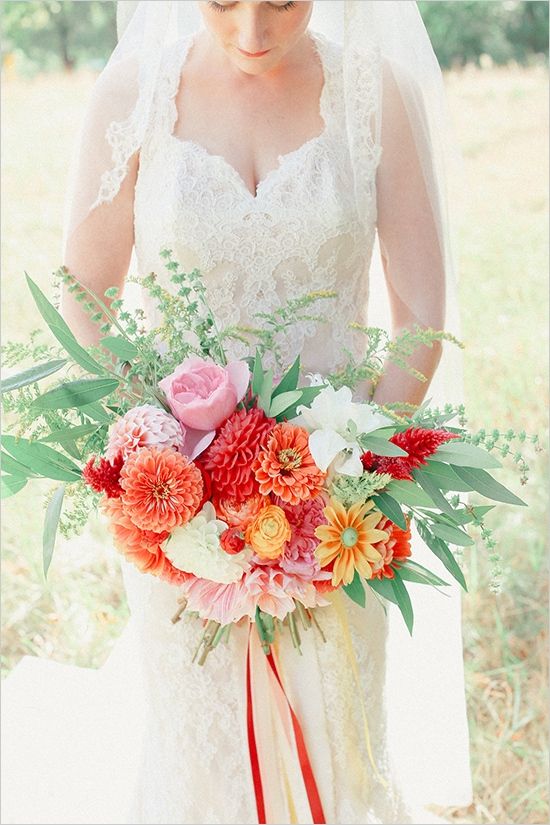 Hochzeit - These Flowers Will NOT Wilt On Your Wedding Day