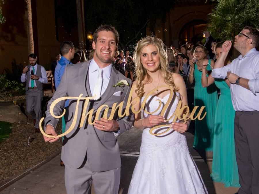Hochzeit - Thank You Wedding Sign Photo Prop, Gracias Rustic Sign for Thank You Cards, Wedding Banner for Photography, Photographer Signs, Wood Cutout