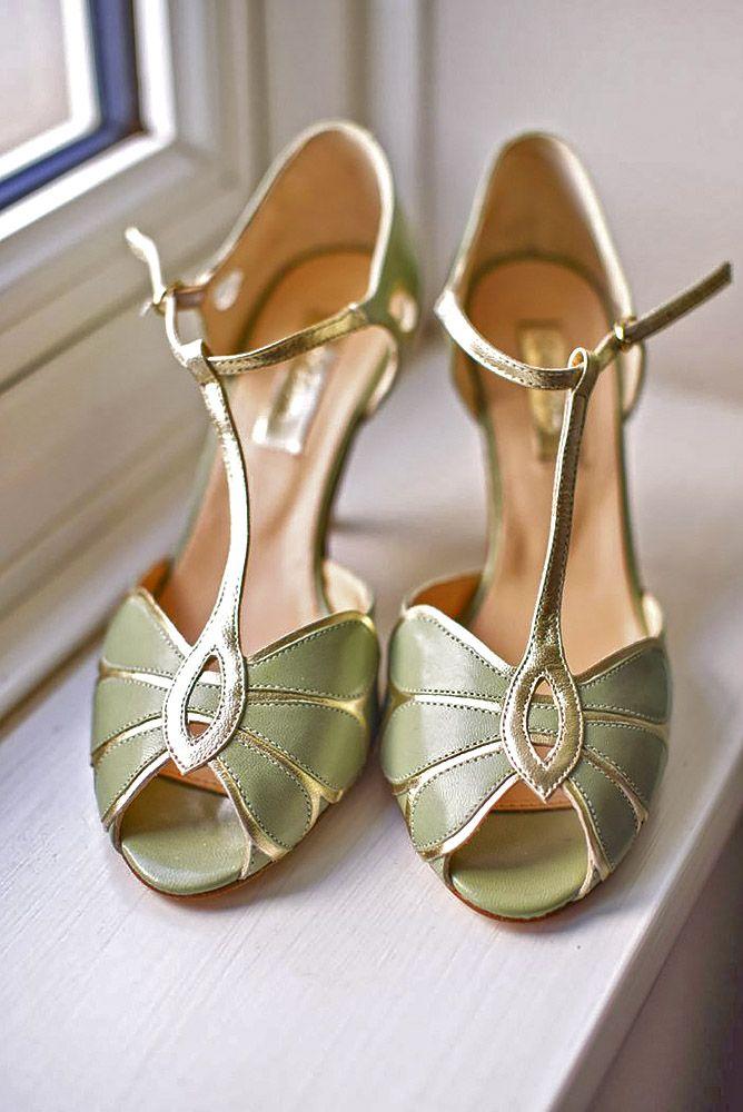 Свадьба - 18 Wedding T Bar Shoes To Look Elegant
