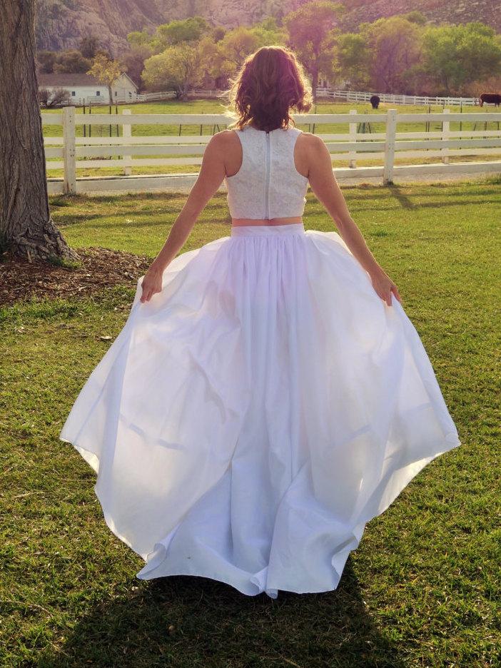 زفاف - Long White Taffeta Wedding Skirt with Train