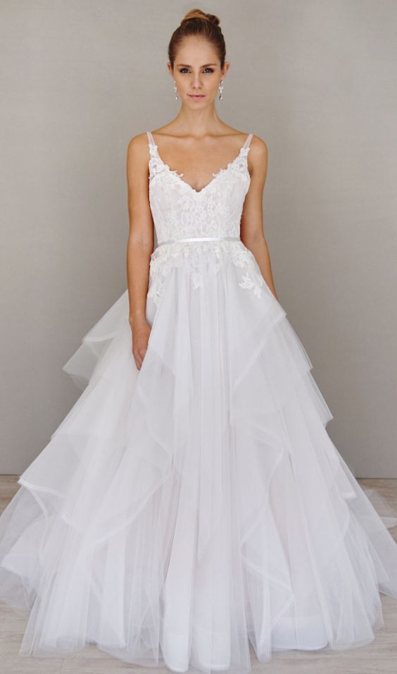 Hochzeit - V-neck Lace Tulle Wedding Dress Via Alvina Valenta