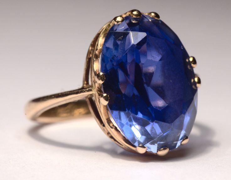 زفاف - 13 Amazing Color Engagement Rings