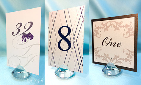 Hochzeit - 2"x2" Crystal TABLE NUMBER Holders/ Place Card holders/ menu holder/ unique place card holder/ wedding decoration/ Wedding gift