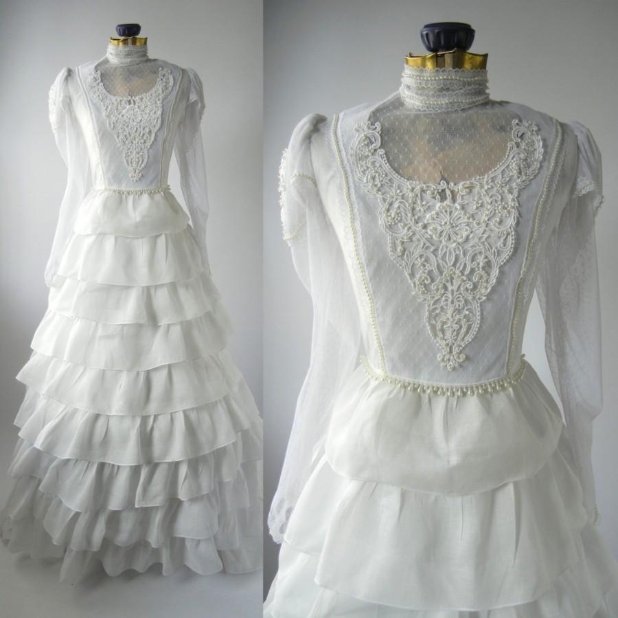 Wedding - Vintage Wedding Gown, White Retro Bridal Dress, Linen Vintage Wedding Dress, Vintage Ruffled Wedding Dress, Victorian White Wedding Gown