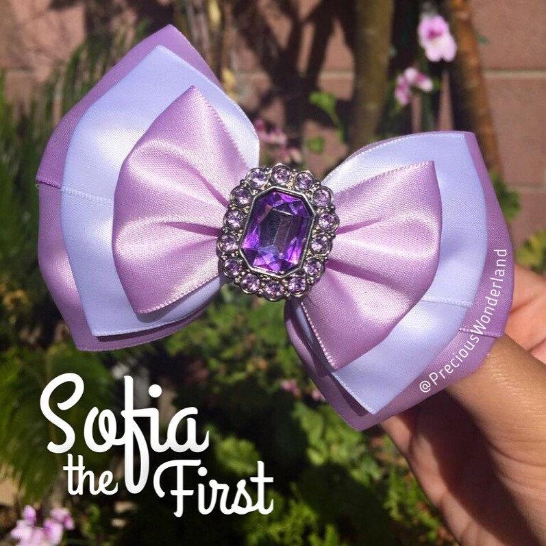 Hochzeit - Purple Princess Inspired Hair Bow