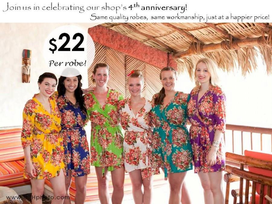 Свадьба - Bridesmaids Robes - Custom handmade getting ready robes- Set of 6 - Pre Wedding Style Photo Props - More than 50 prints to choose from