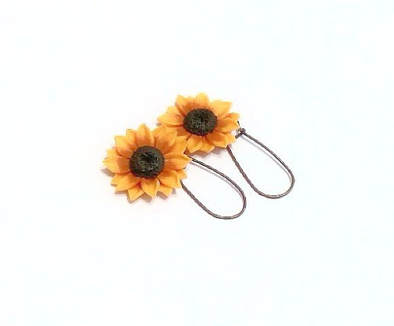Wedding - Yellow sunflower dangle earrings - floral long drop earrings, Yellow Sunflower, Wedding Earrings, Sunflower Bridesmaid Earrings
