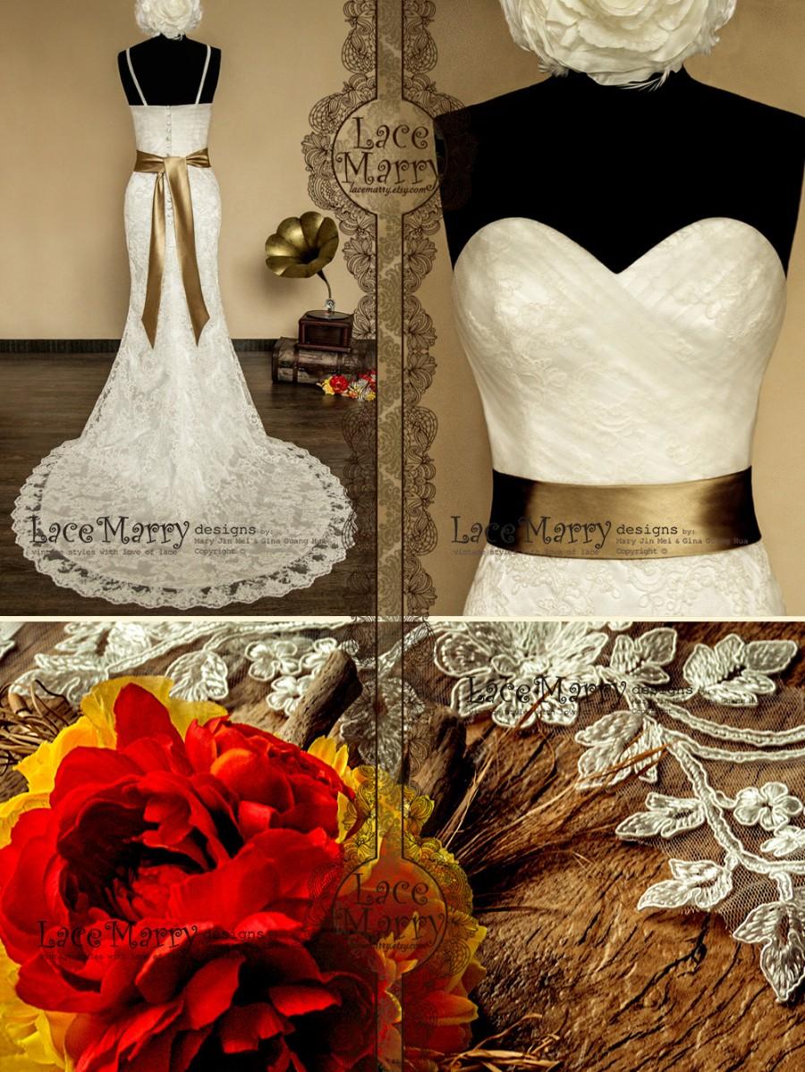 زفاف - Classic Vintage Inspired Wedding Gown with Cross Tulle Designed Sweetheart Neckline Features Removable Satin Sash and Spaghetti Straps