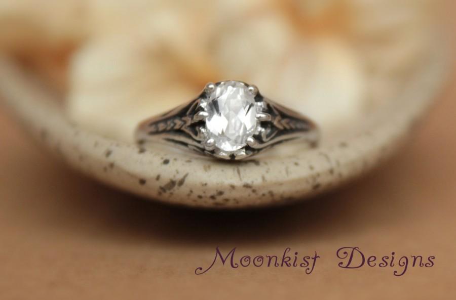 زفاف - Oval White Sapphire Engagement Ring in Sterling Silver - Vintage-style Sterling Filigree Wedding Ring or Promise Ring - Diamond Alternative