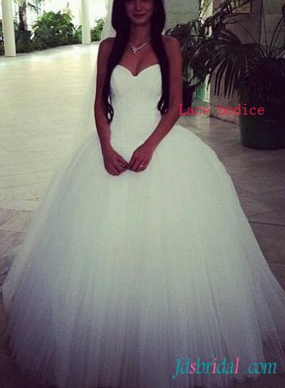Hochzeit - H1544 Cheap Dreamy sweetheart neck princess tulle wedding dress