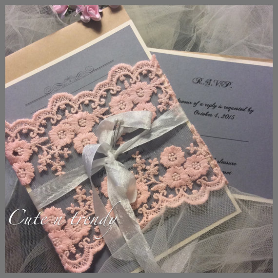 Mariage - High End wedding- vintage inspired Invitations