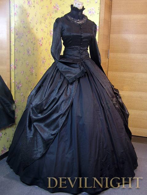 Mariage - Black High Collar Long Sleeves Gothic Victorian Ball Gowns