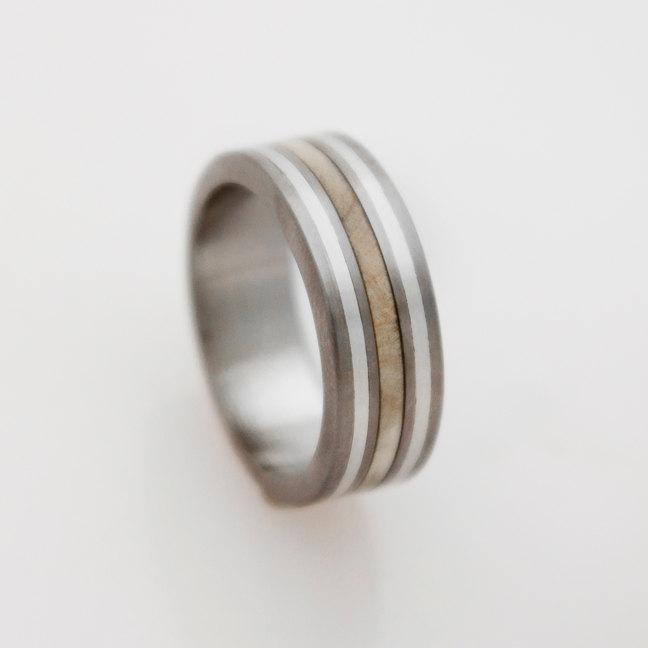 زفاف - Mens wood Wedding Band with Titanium Ring silver inlay