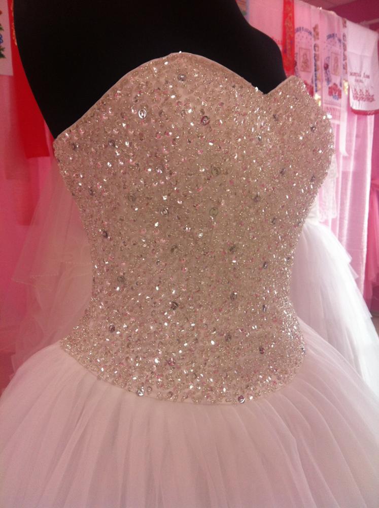 sweetheart neckline ball gown wedding dresses with bling