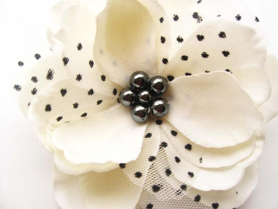 Wedding - flower hair clip, magnolia pin, wedding hair accesories, bridesmaid hair clip, polka dot  Magnolia