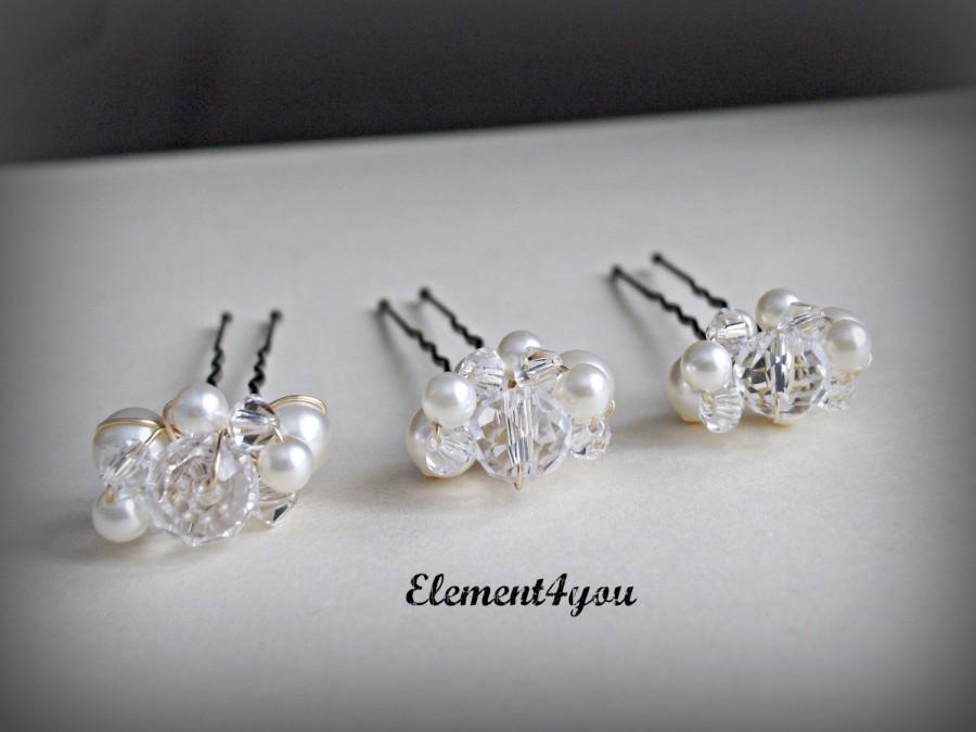 Mariage - Ivory hair pins, Bridal Bridesmaid hair do, French Chignon hair pins, Pearls crystals clusters, Set of 3, Silver gold wire, Flower girl gift