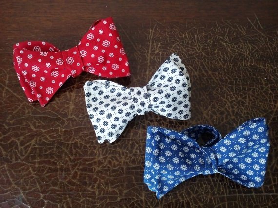 Wedding - Floral bow ties Set of Red Blue White bowties Gift for father and sons self tie bow summer wedding Prom photo necktie Cravates mariage d'été