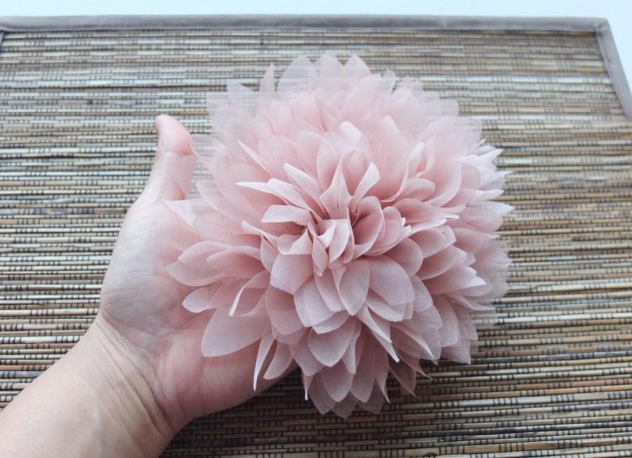 Hochzeit - Dusty  Pink Fabric Flower headpiece / Nude Pink floral hair fascinator