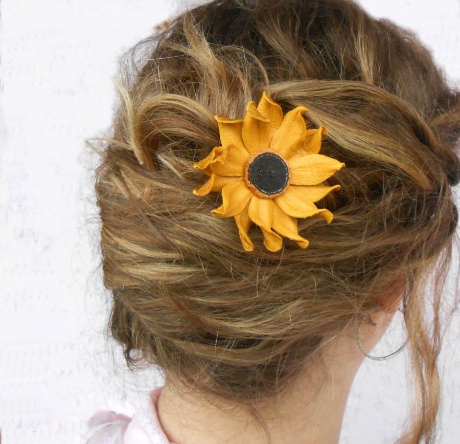 زفاف - Wedding Hair Flowers Yellow Wedding photo props Bridal Flower Hair Piece Wedding Hair Clip Sunflower Leather Pin Girl Hair Clips Prom Flower