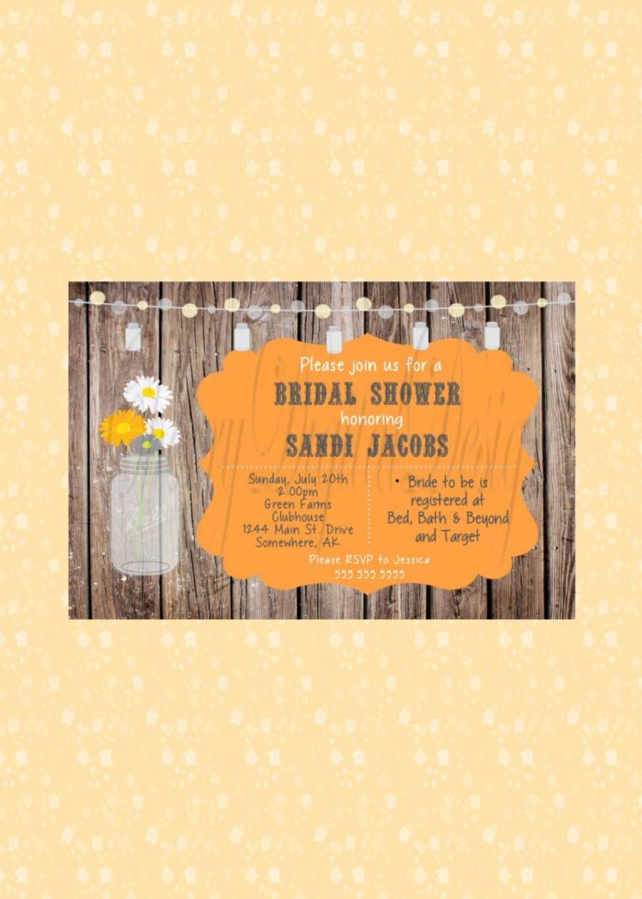زفاف - PRINTABLE or PRINTED Beautiful Rustic Mason Jar Bridal Shower Invitation.  Rustic Wood and Daisy Invite.  Picture in Orange and Brown.