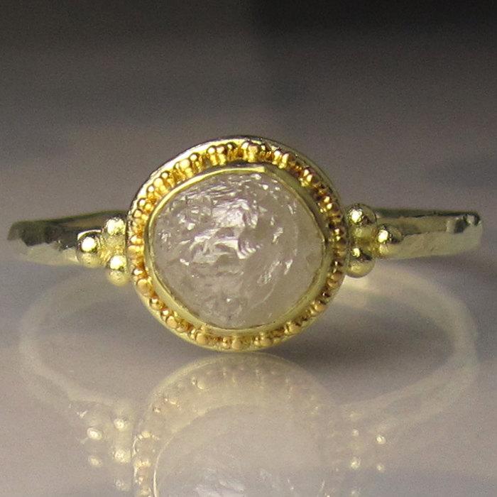 زفاف - 14k and 18k Gold Granulated Raw Diamond Engagement Ring, White Raw Diamond Ring, Rough Diamond Engagement Ring, 1.80CTS