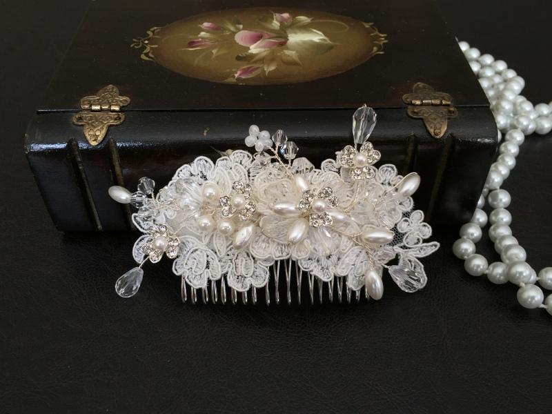 زفاف - Bridal Hair Accessories, Wedding Head Piece, Ivory Lace, Pearl, Comb