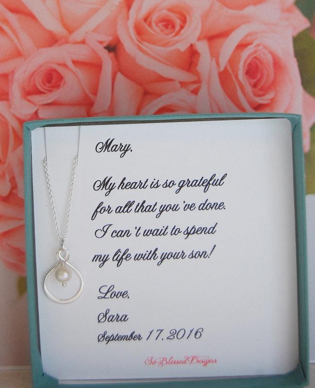 Свадьба - Mother of the Groom Gift, Pearl Infinity necklace and chain, sterling silver, wedding jewelry, Thank you gift to Mom