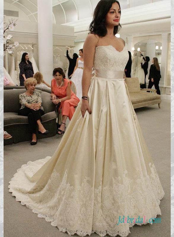 Hochzeit - H1533 Elegant sweetheart neck lace top a line wedding dress