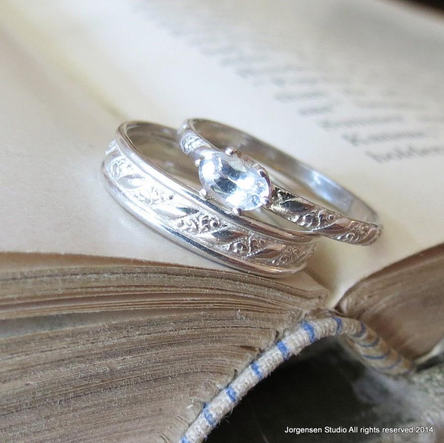 Свадьба - White Sapphire Engagement Ring Oval Gemstone Diamond Alternative Sterling Silver