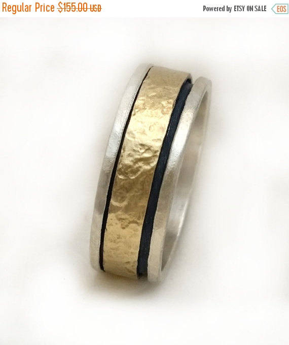زفاف - SUMMER SALE 20% OFF Men's wedding ring, gold spinner ring, hammered sterling silver band, favorite, yellow gold spinner, classic with a twis