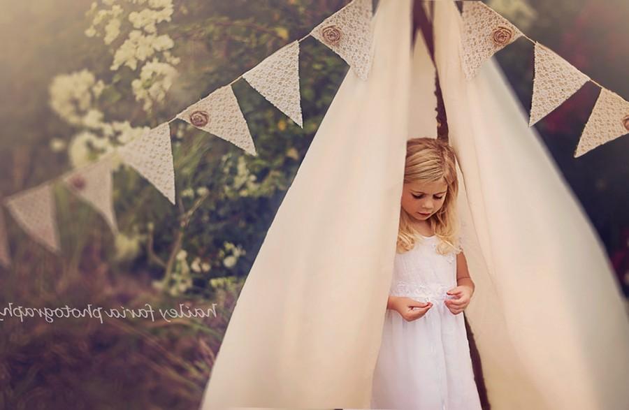 Hochzeit - Flower Girl Dress, Lace Flower Girl Dress, White Flower Girl Dress, Lace Baby Dress, Country Flower Girl Dress Lace