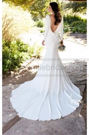 Свадьба - Martina Liana Long Sleeved Wedding Dress With Bateau Neckline Style 791