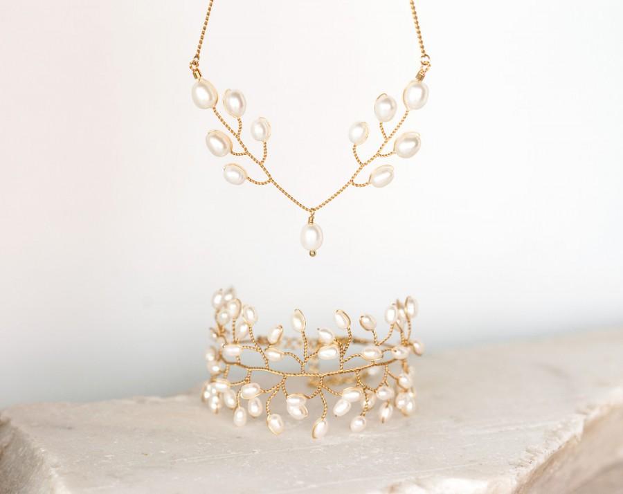 زفاف - Gold pearl set, Jewelry sets, Bridal jewellery, Bracelet&necklace, Wedding accessories, Gold accessory, Pearl jewelry, Ivory pearl set.