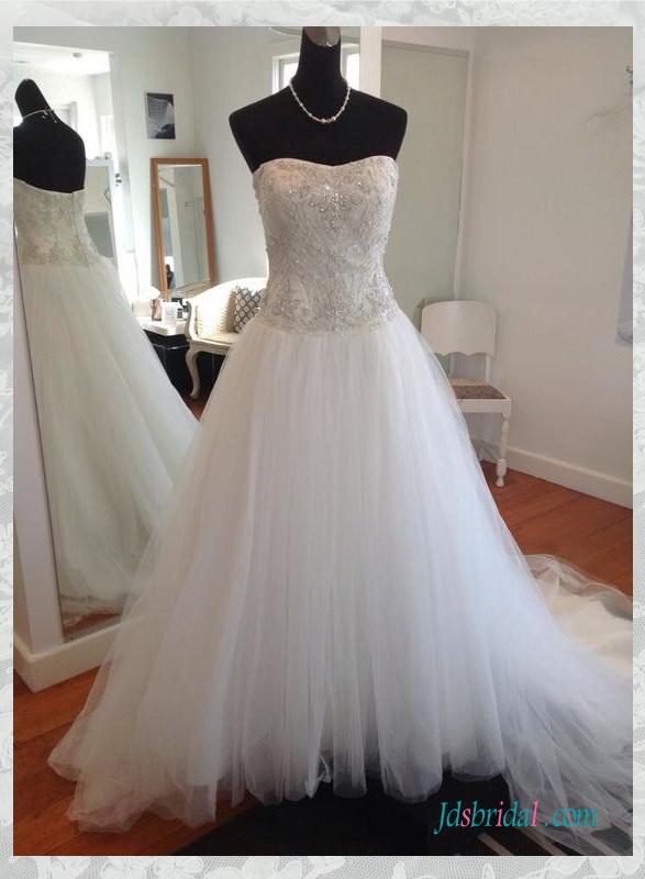 Hochzeit - H1532 Fairy silvery beading embroidery white tulle wedding dress