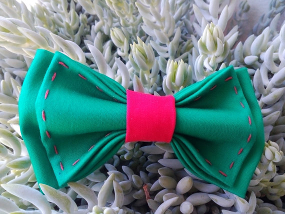Mariage - christmas green bow tie red bowtie holiday photos tie baby boys first christmas todler xmas necktie kids bowties christmas photo prop bowtie