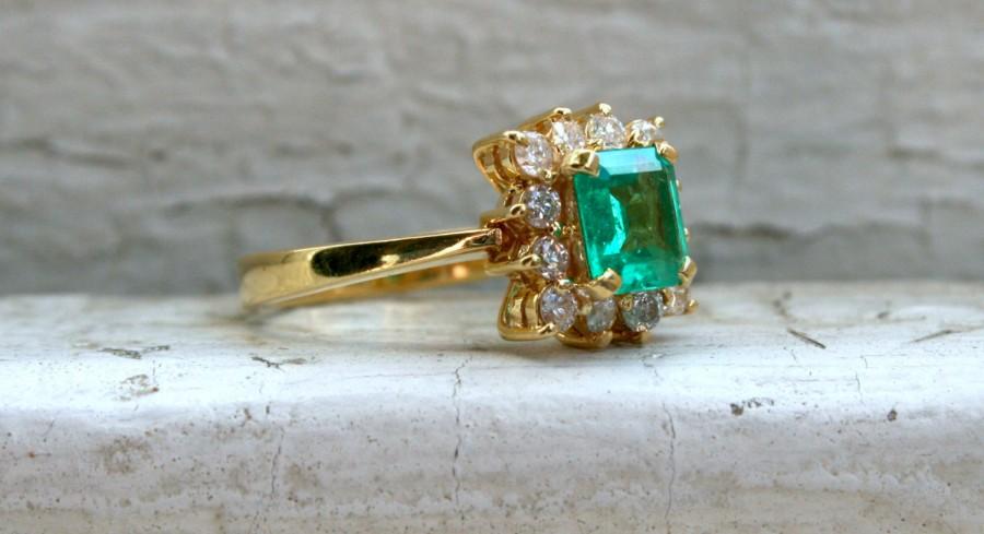 Hochzeit - Awesome Vintage 18K Yellow Gold Diamond and Emerald Halo Ring - 1.86ct.